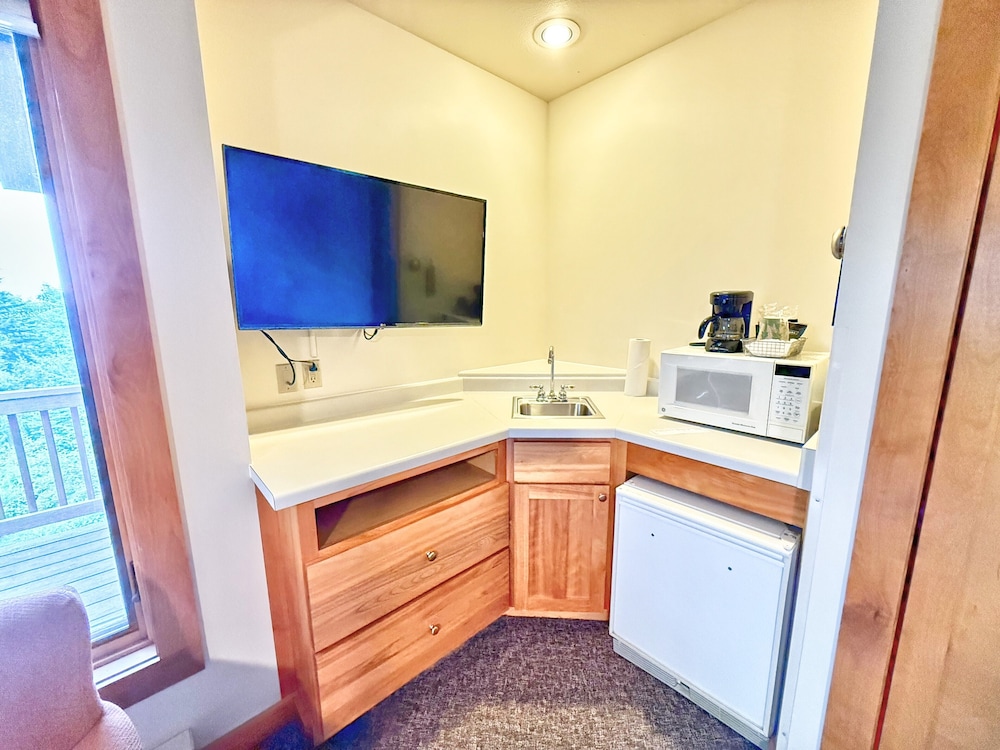 Poplar River Condos