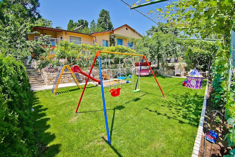 Villa Sequoia