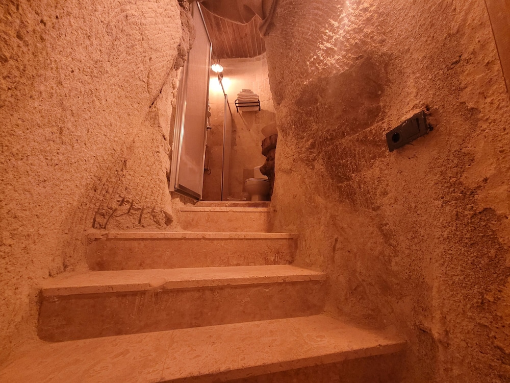 LA DİAS CAVE CAPPADOCİA