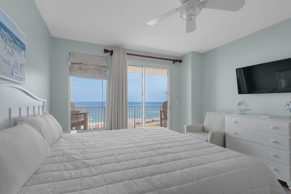 Treasure Island 2306