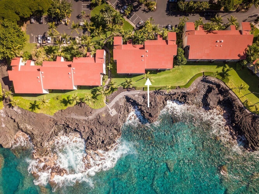 Keauhou Kona Surf & Racquet Club 2103 view 2