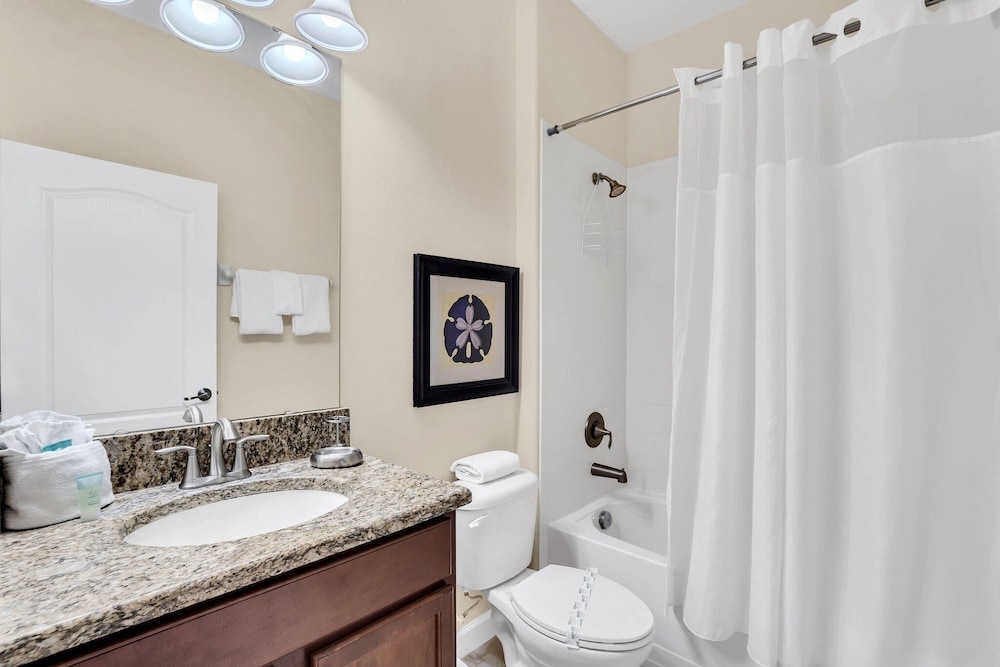 9008 PM - 5BD Serenity Villa: A Paradise Retreat