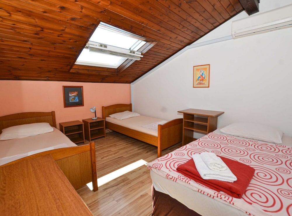 Classic and Elegant Rovinj Apartments With Balcony