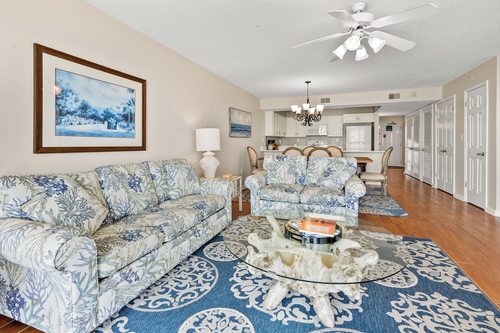 Sunrise Pointe 4F