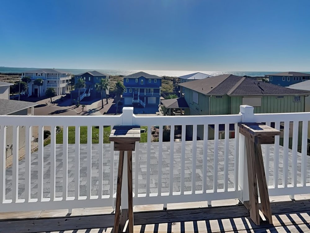 Brew Lagoon by Silver Sands Vacation Rentals
