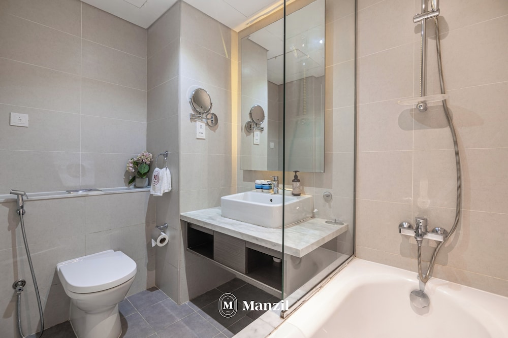 Manzil-Waterfront Studio in Business Bay