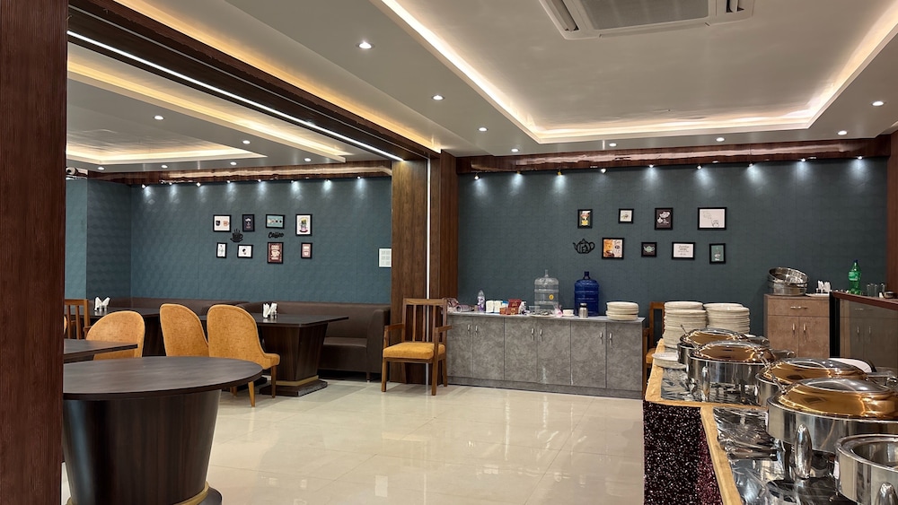 Hotel Shantam Regency