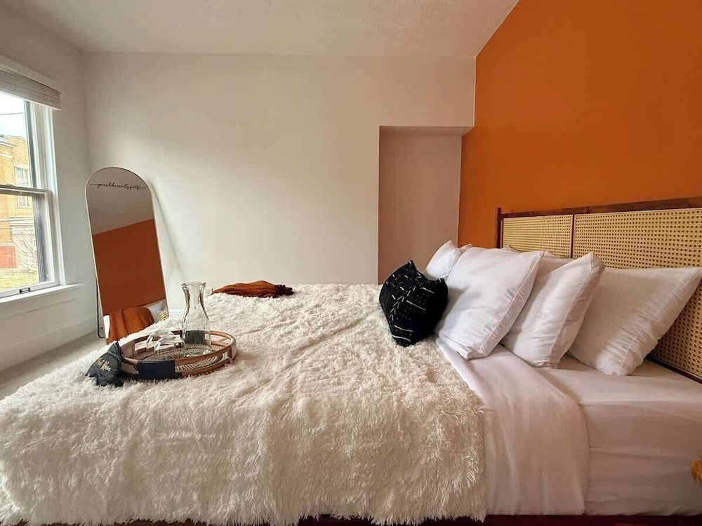 Jungle House Boutique Residences – Downtown Columbus & Short North