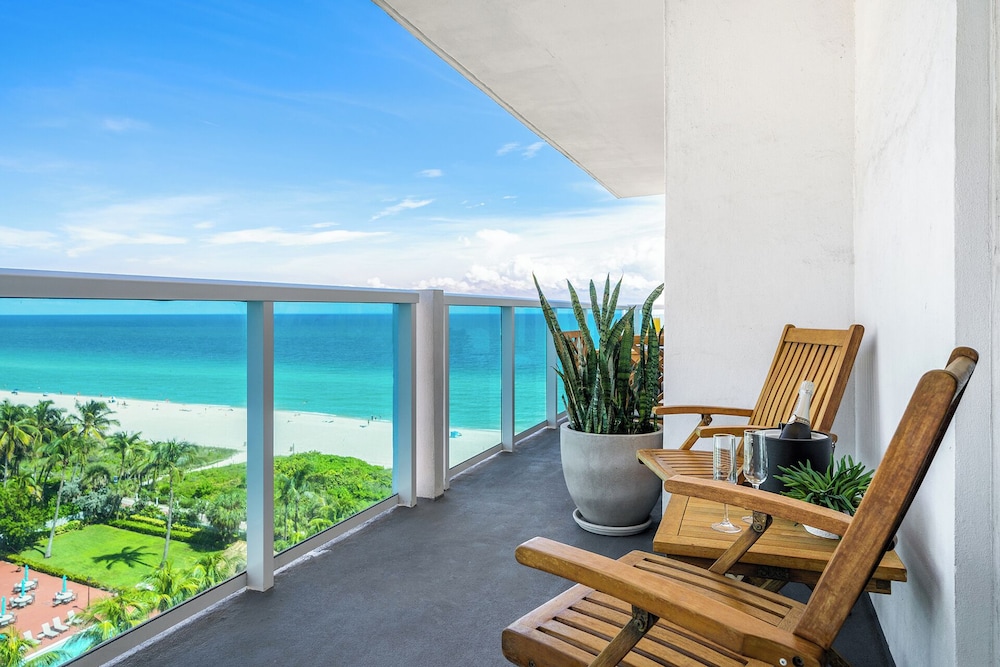 Luxury Vacation Rentals at 1 Hotel & Homes by LRMB