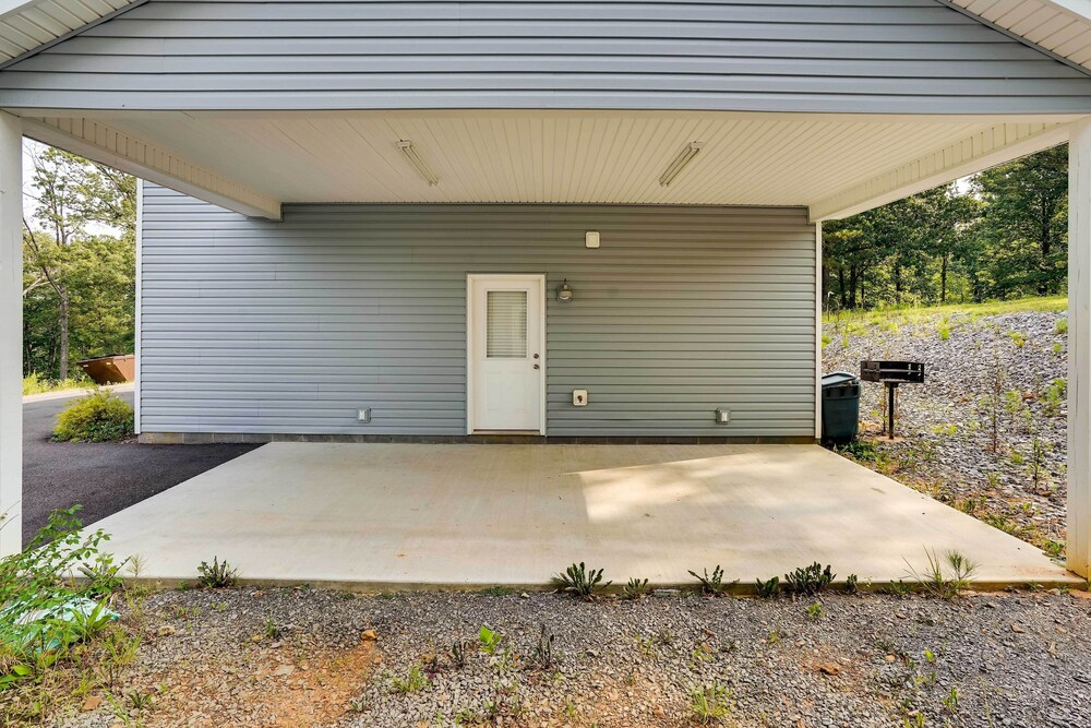 Pet-friendly Vacation Rental Near Kentucky Lake! view 5