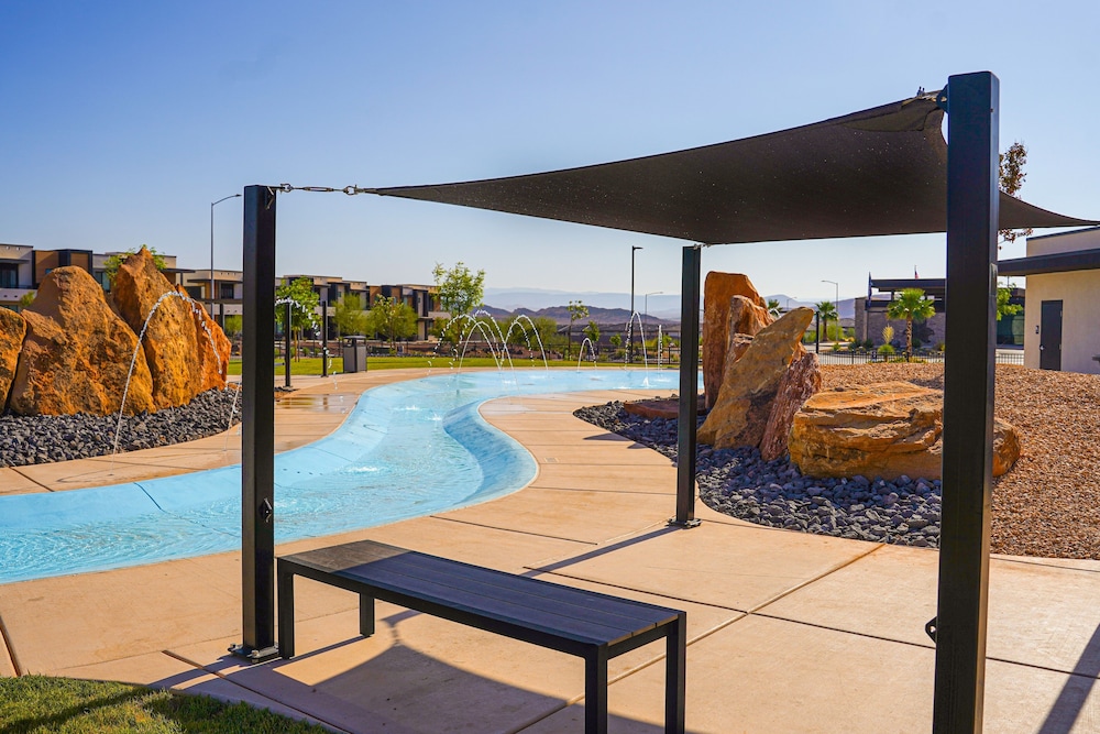 Sand Hollow Skyline 4 Bedroom Townhouse