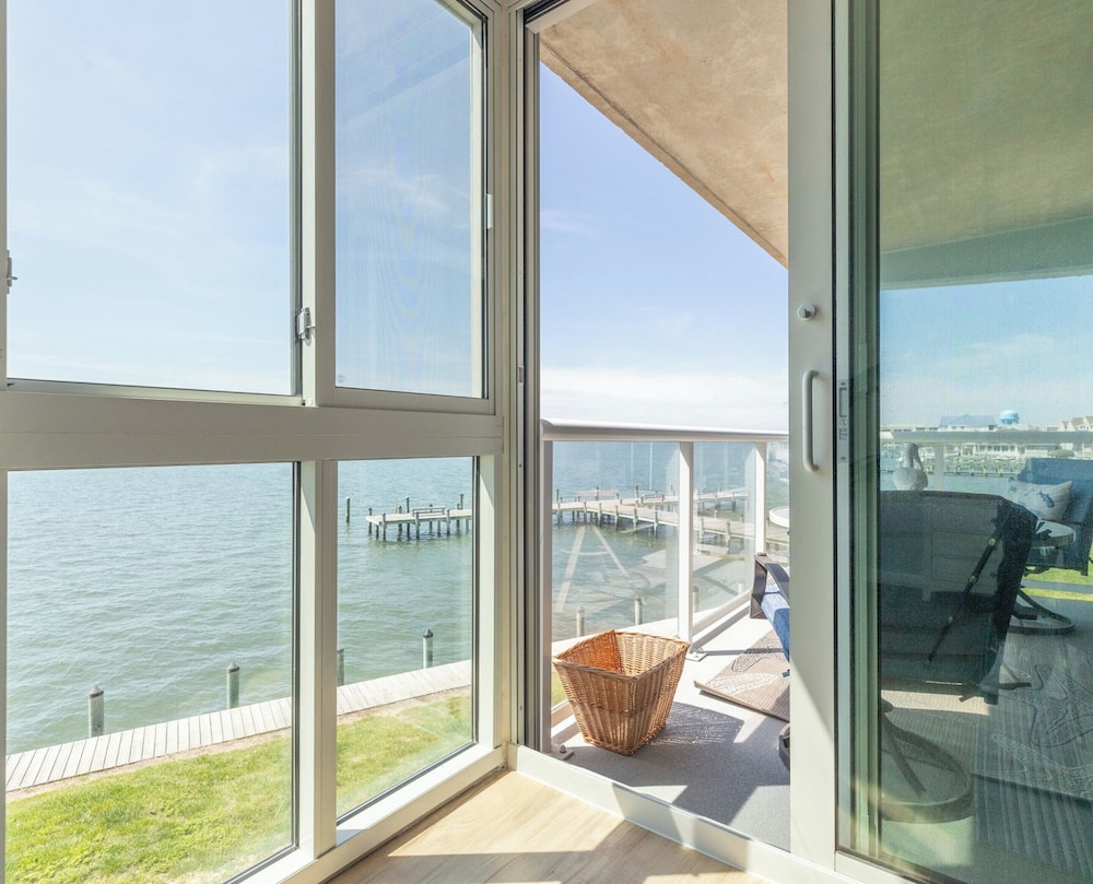Bay Club Resort by Coolvacay