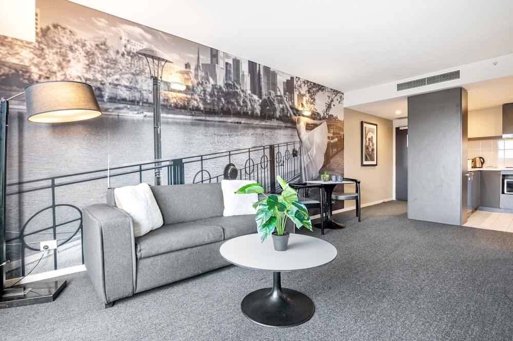 Spacious Apartment in Heart of Southbank