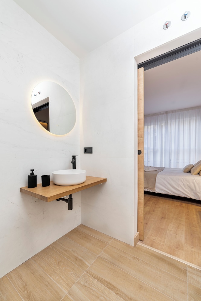 Ando apartments