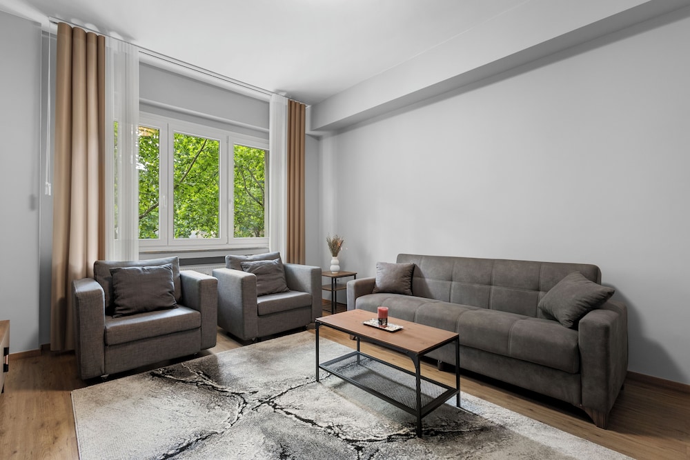 Domloge Lofts & Apartments