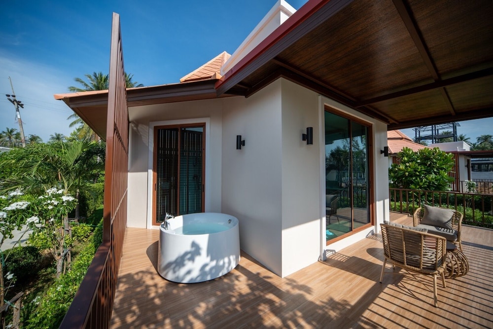 Natural Beach Resort