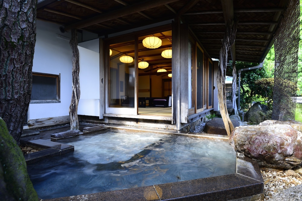 Atami Sekitei