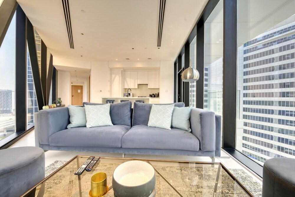 Luxury Apt W Burj Khalifa Vw Dubai Canal Access