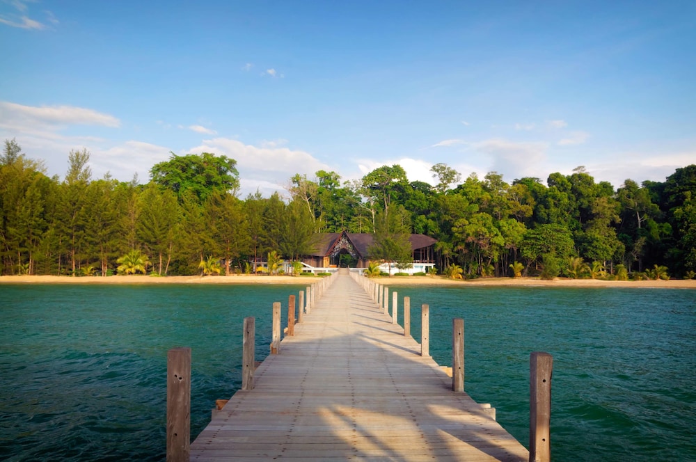 Borneo Eagle Resort