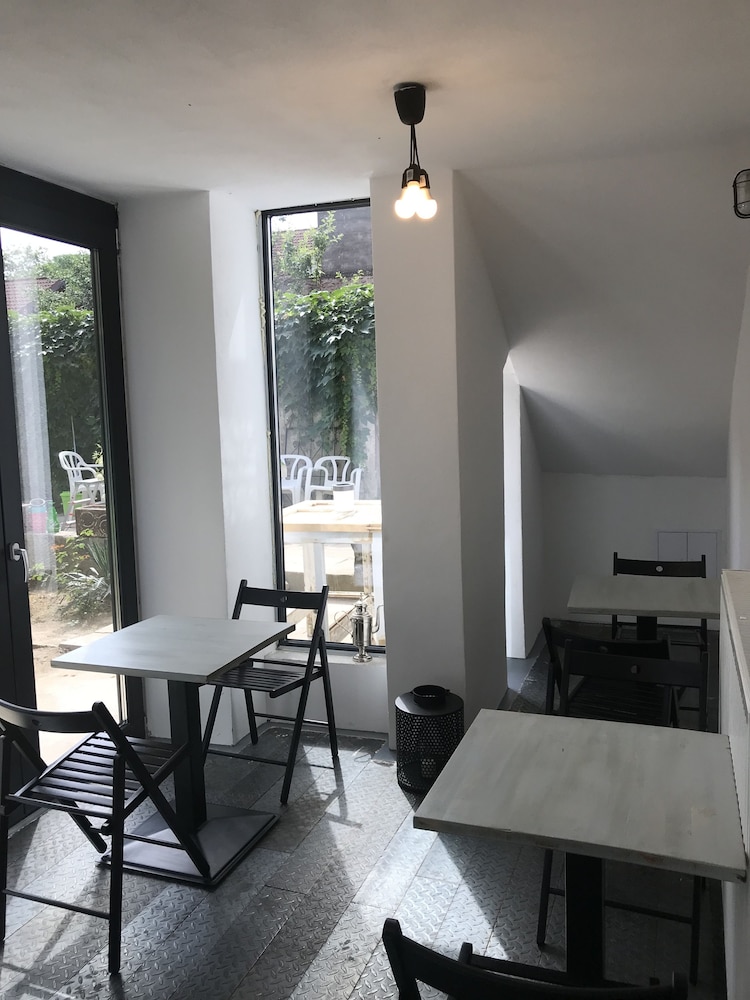 Passpartout Hostel