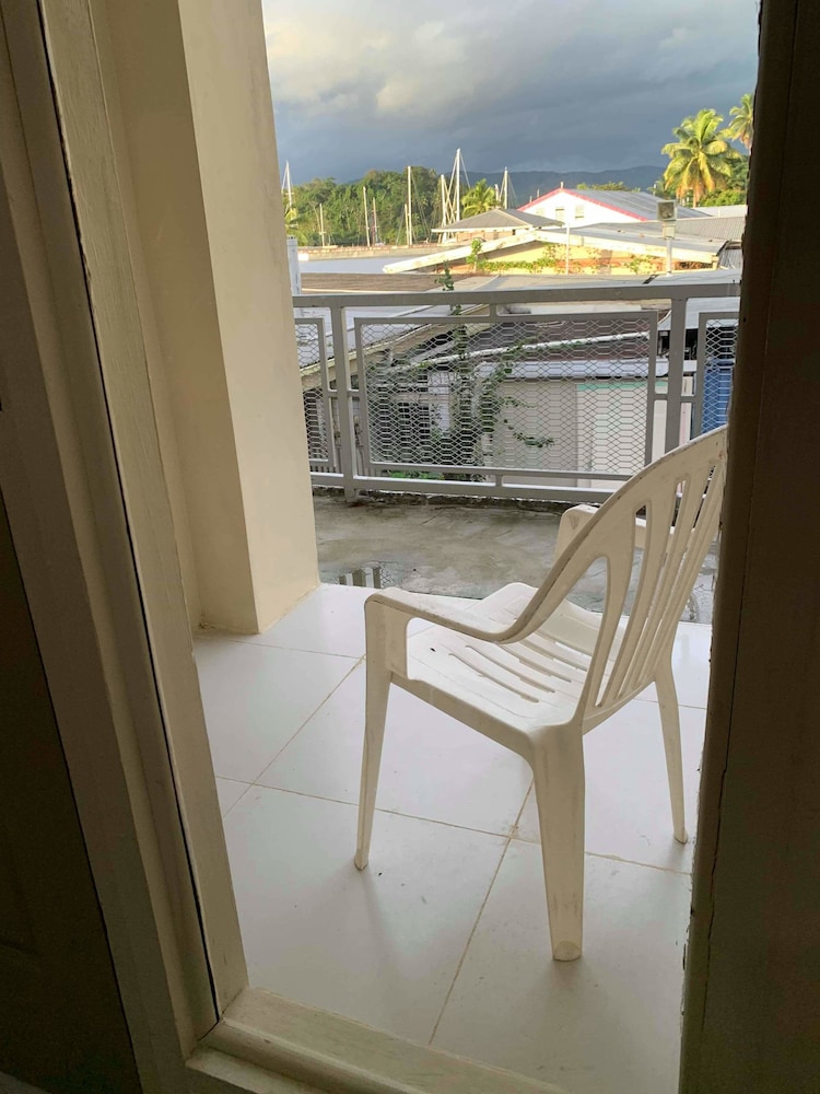 Bay View Barbers Lodge - view 6