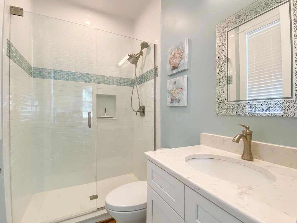 135 Island Escape: 5br Home W/ Pool And Spa! 5 Bedroom Home