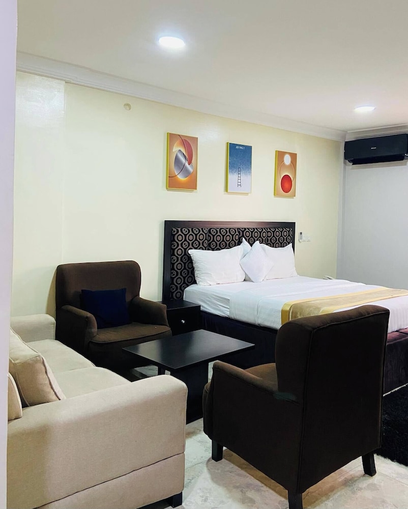 Iri Diplomatic Resorts