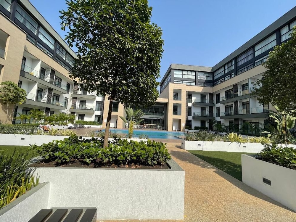 Loxwood Apartment