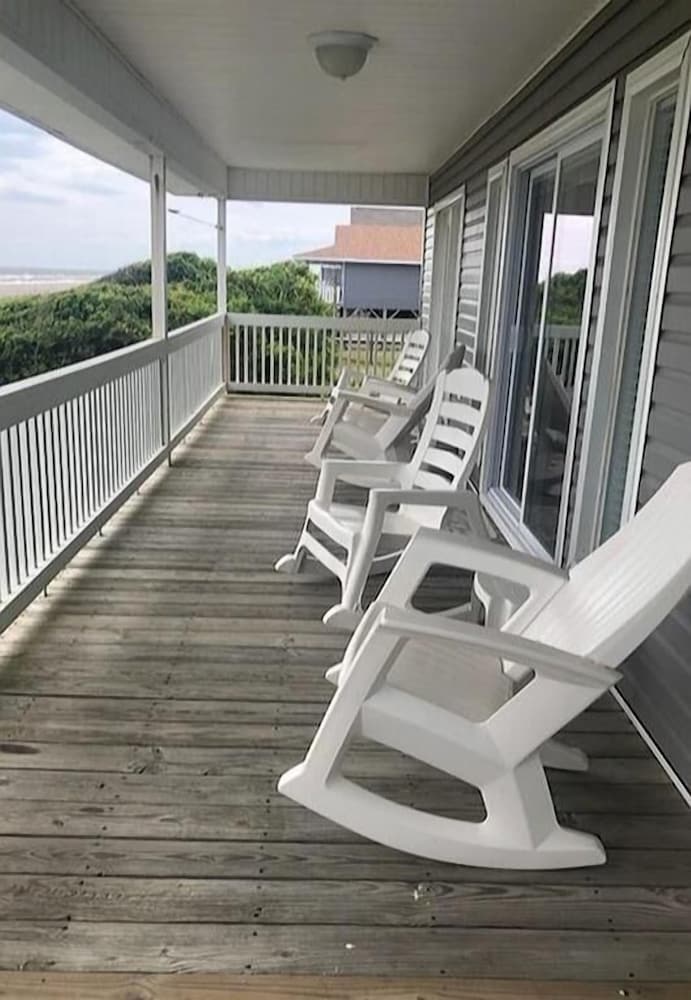 Seaside - 4 Br Home