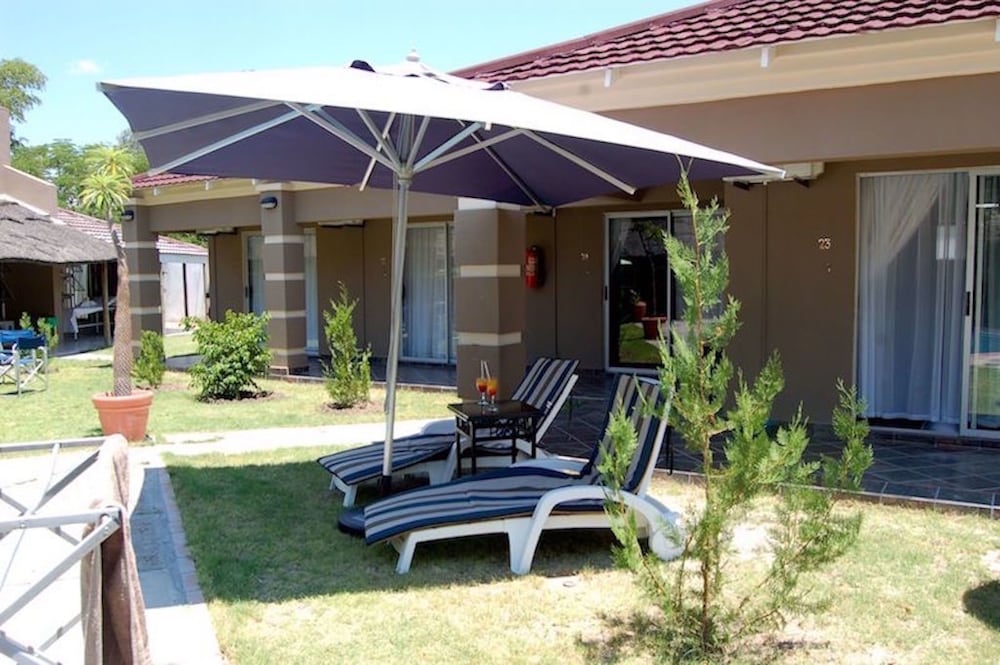 Kamanga Safari Hotel