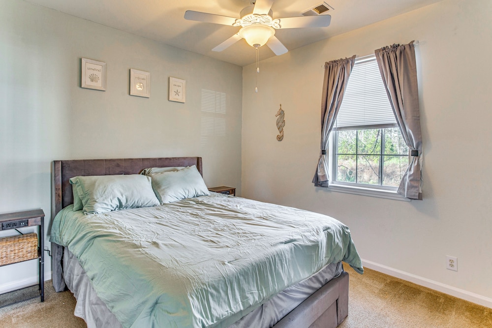 Myrtle Beach Condo: 6 Mi to Ocean!