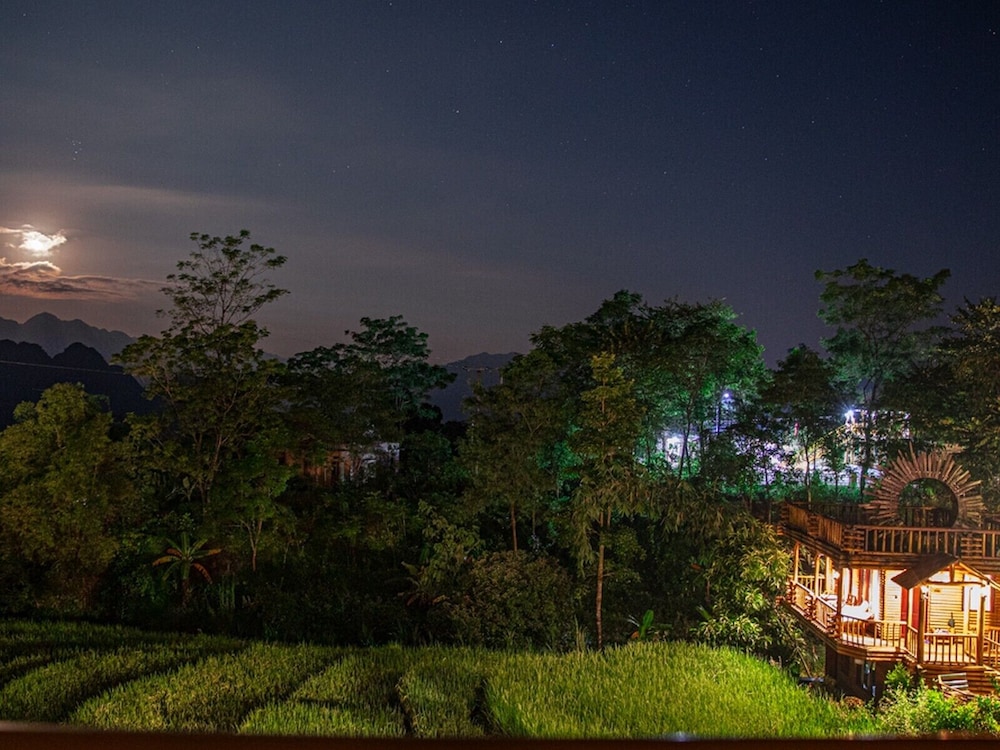 Pu Luong Jungle Lodge view 4