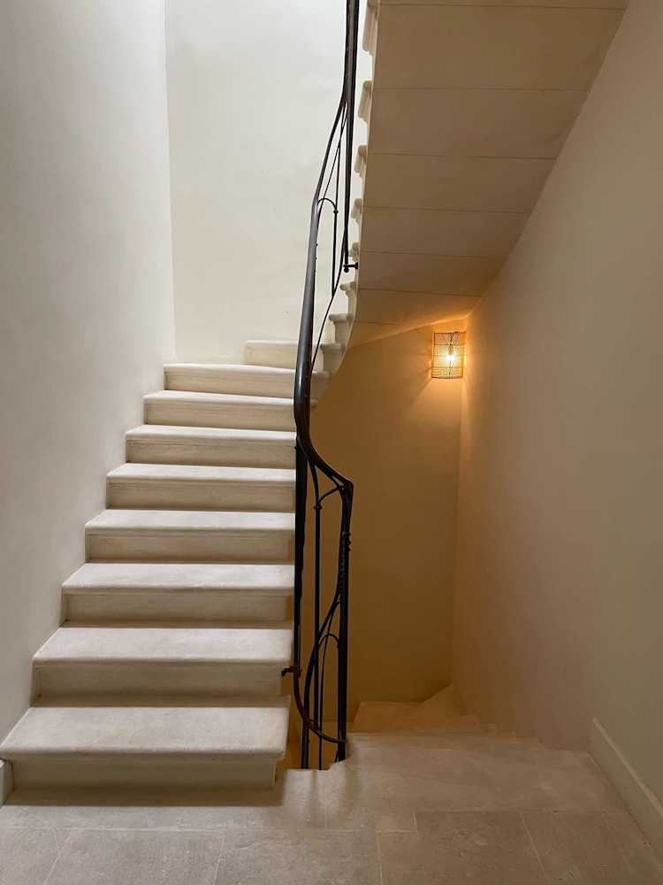Villa Maillane 18th Century Residence Completely Renovated