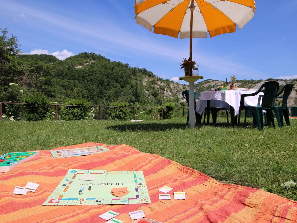 Property With Swimming Pool, Spacious Garden, Private Terrace and Views