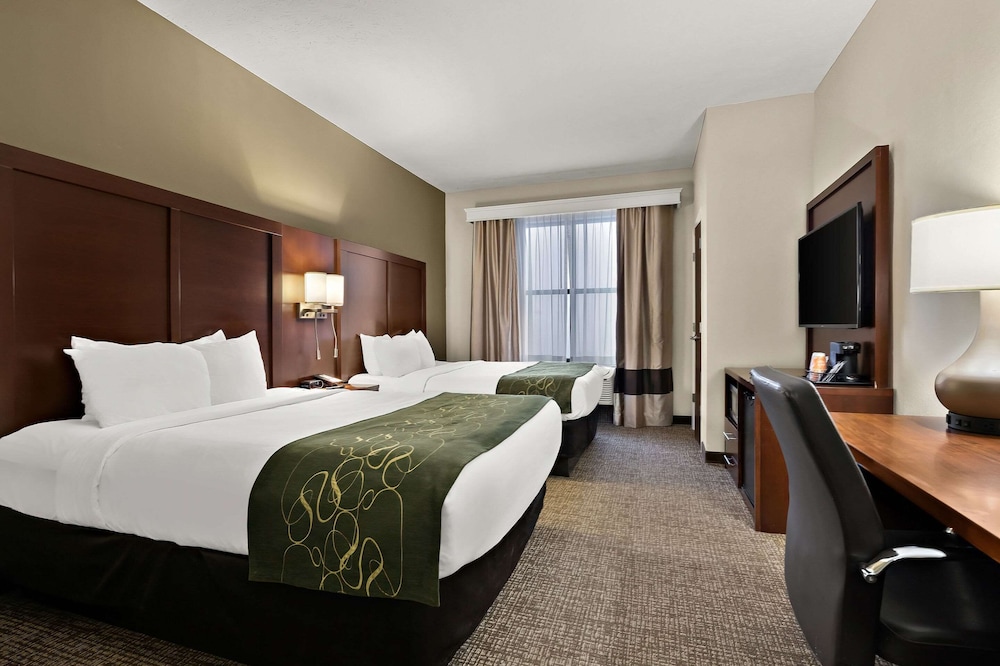 Comfort Suites Nashville near Percy Priest Lake 3