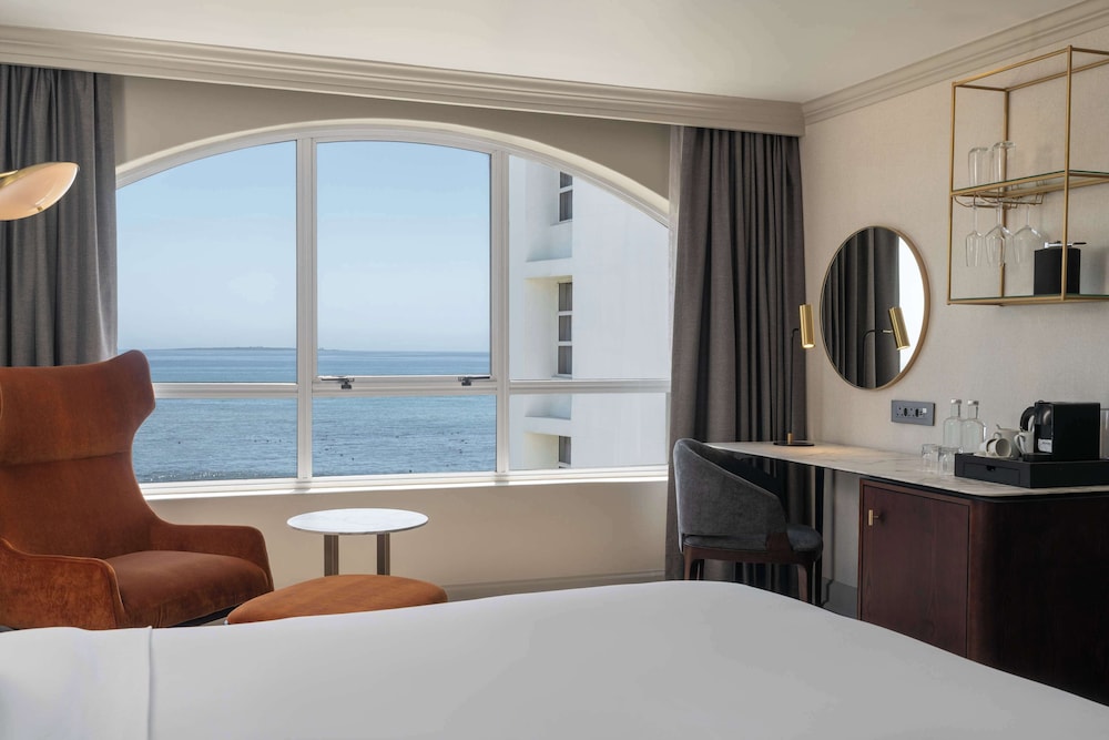 Radisson Collection Hotel, Waterfront Cape Town 40