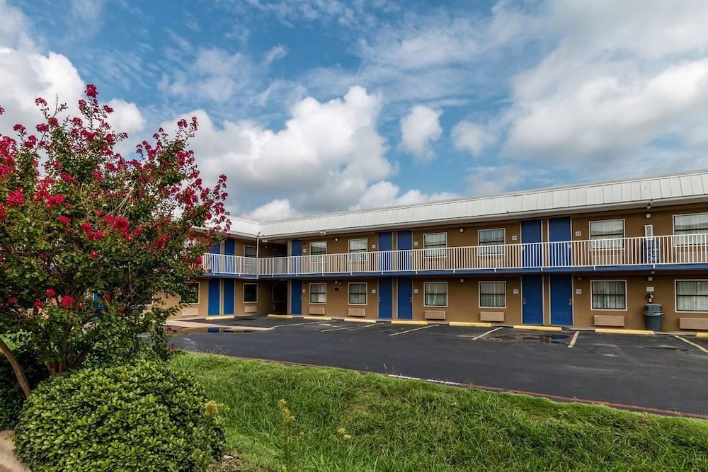 Econo Lodge Mineral Wells