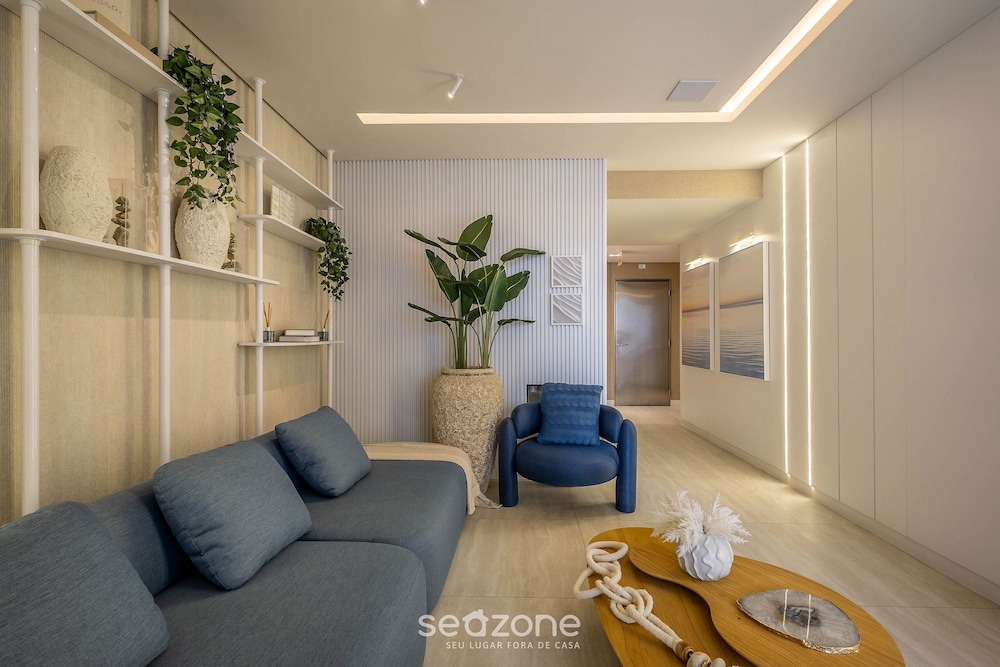 Apart With Barbecue 600m From the Beach Aqt0604