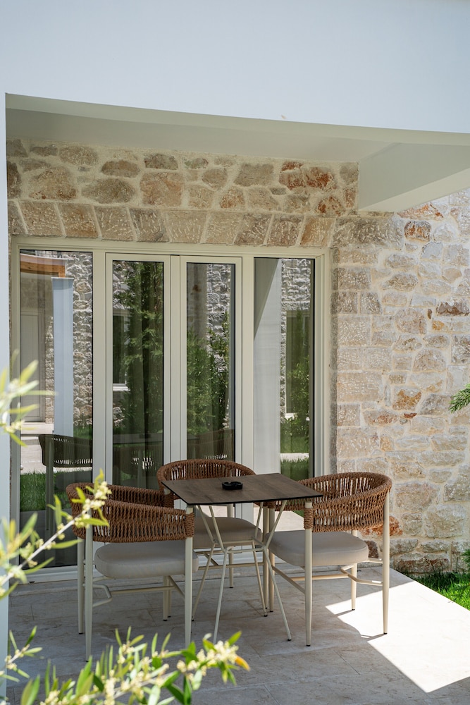 Petroulas Village