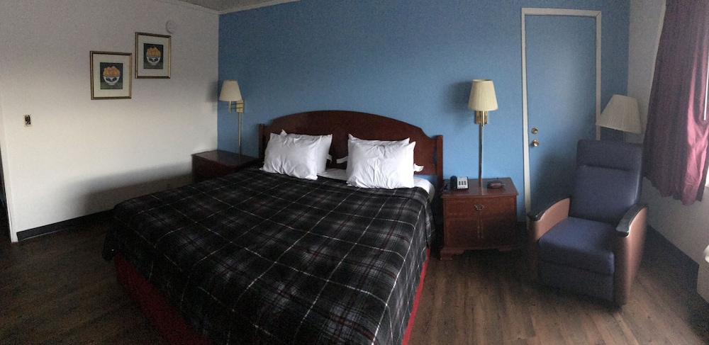 Wyatt Earp Hotel
