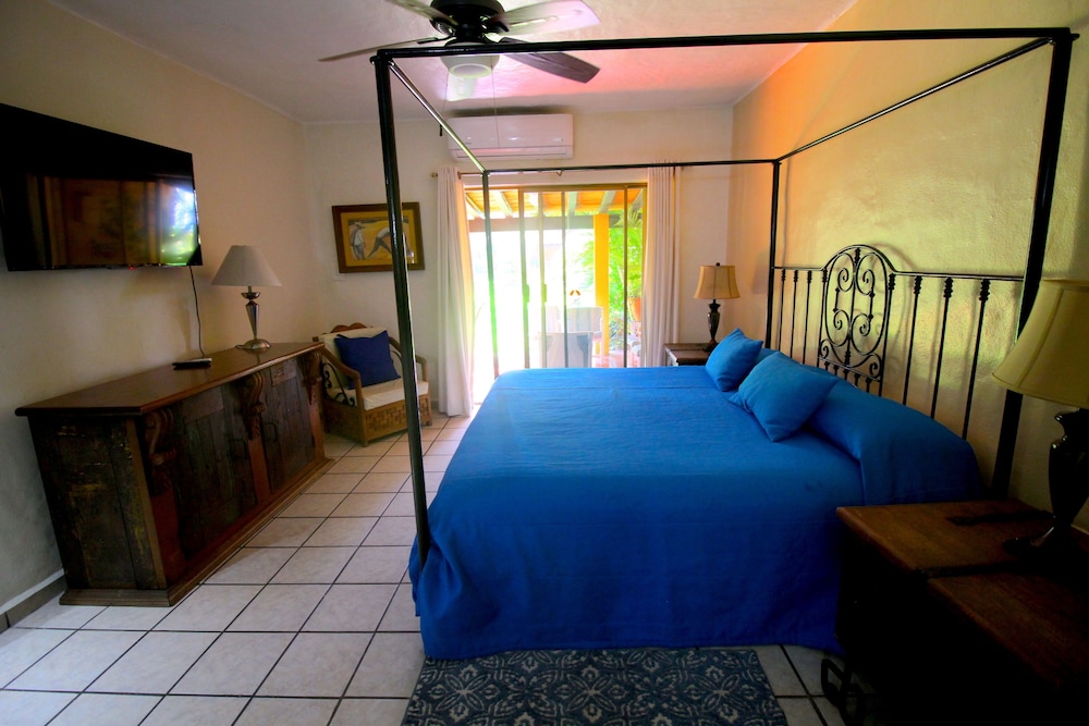 Los Tules Villas del Sol