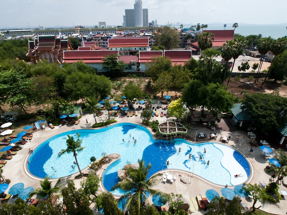GRAND JOMTIEN PALACE HOTEL