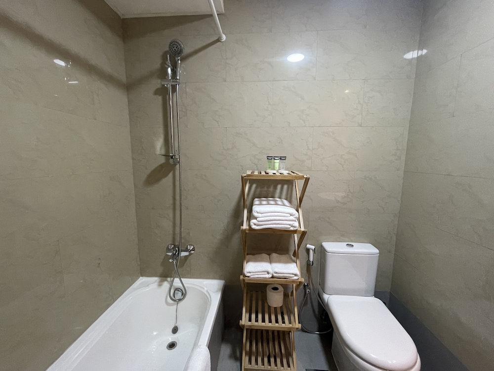 Fairways 5 Bedroom Villa With Plunge Pool And Bbq