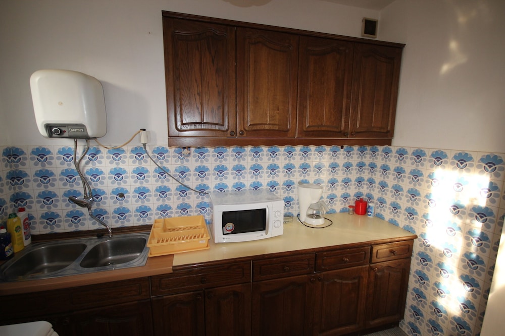 Comfortable Apartment, Zadar Borik, up To 5 Persons