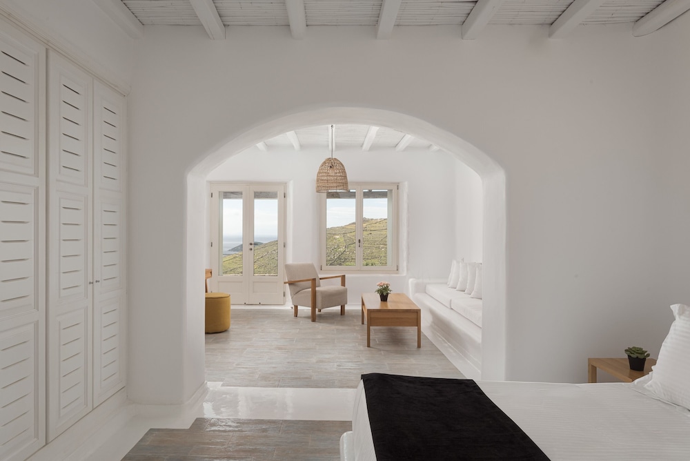 Mykonian Icon Villa