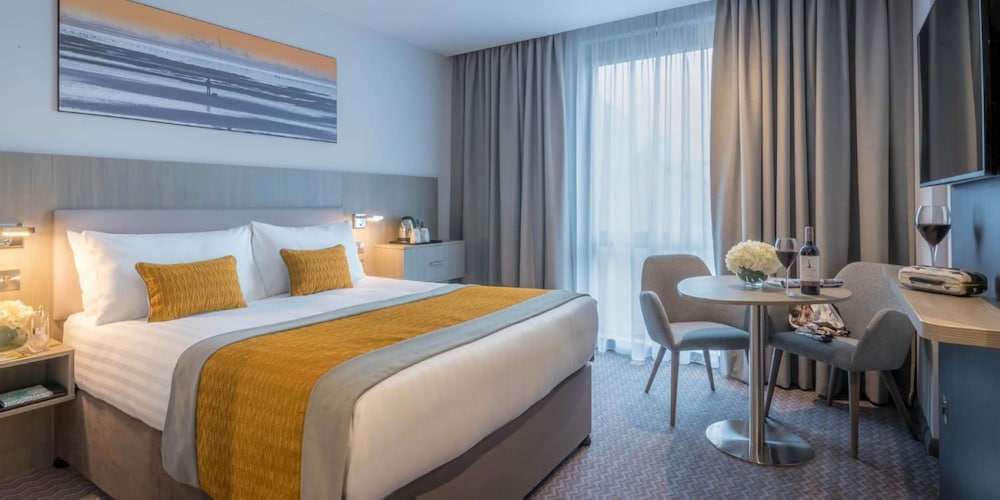 Salford Vacations - Maldron Hotel Manchester Cathedral Quarter - Property Image 25
