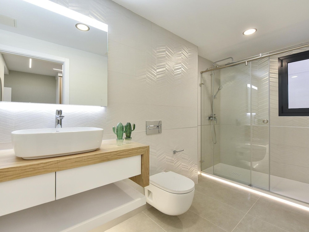 Villa in Salobre With Pool & Golf Nearby