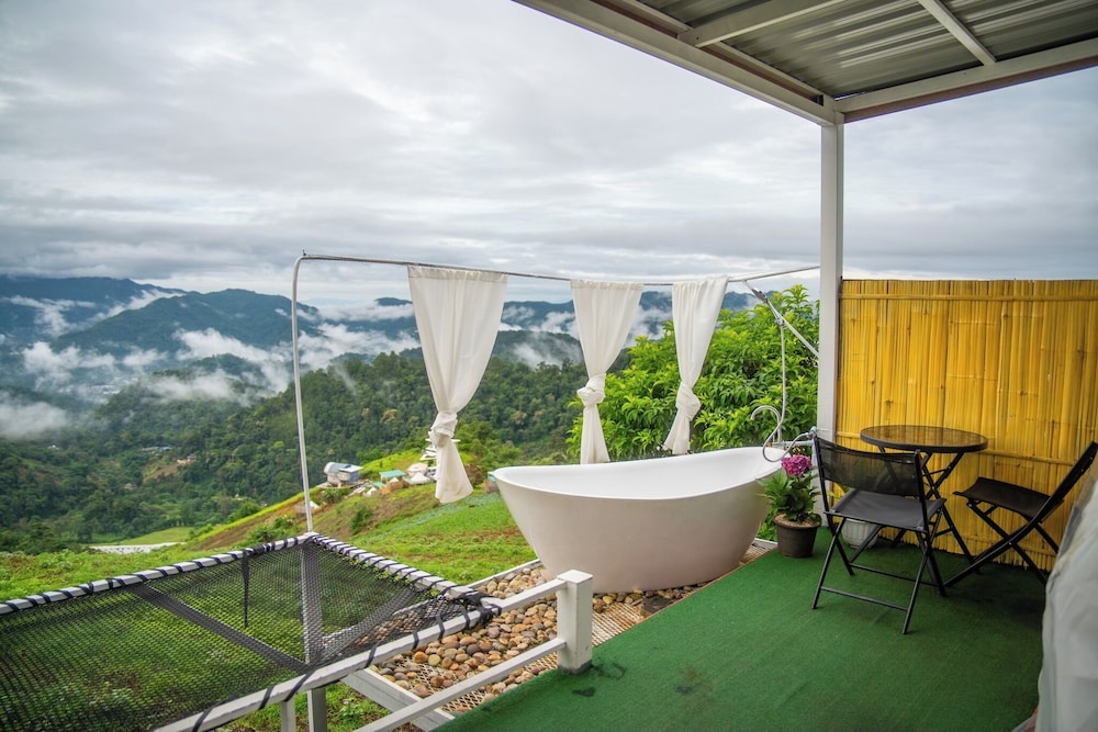 The View Homestay Monjam