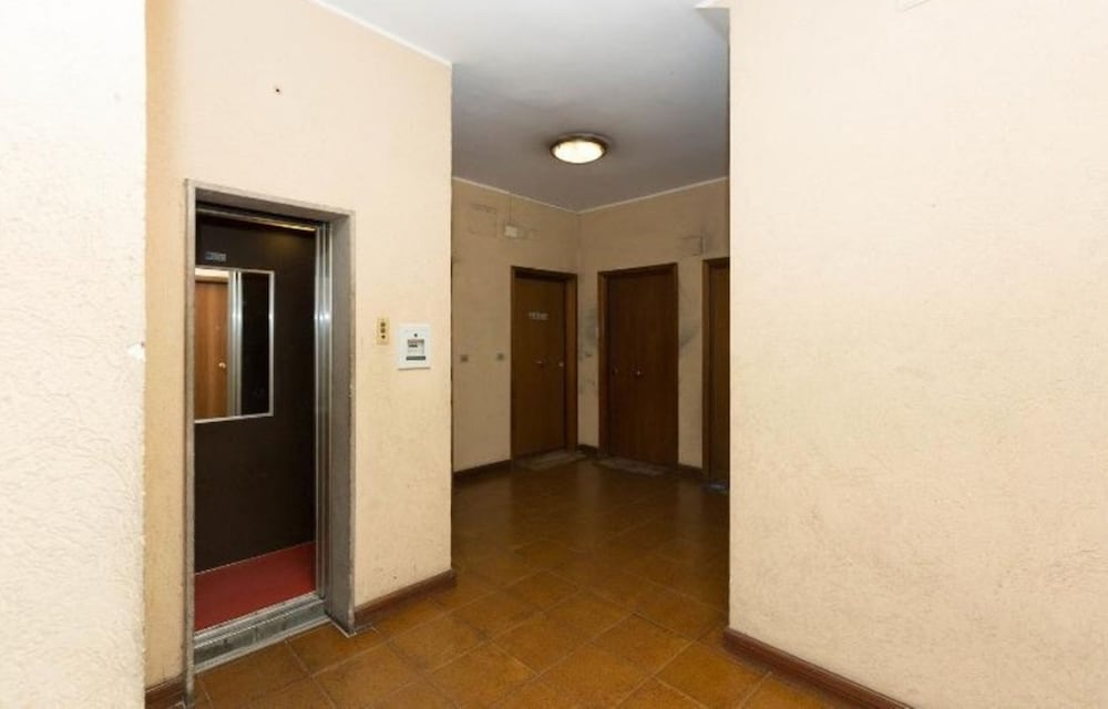 Longhi Holidays House