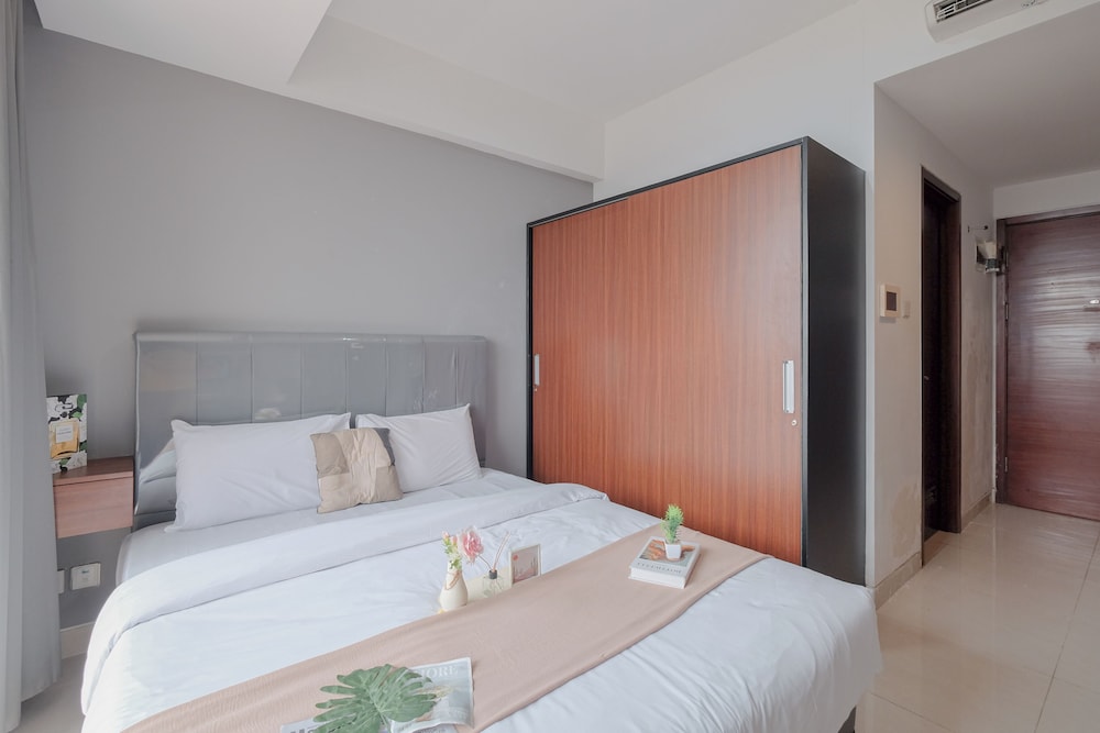 Cozy Stay Studio At West Vista Apartment